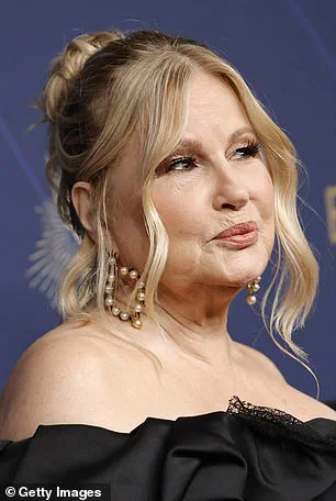 Exclusive Analysis: The Cosmetic Tweaks Behind Jennifer Coolidge's Emmy Look