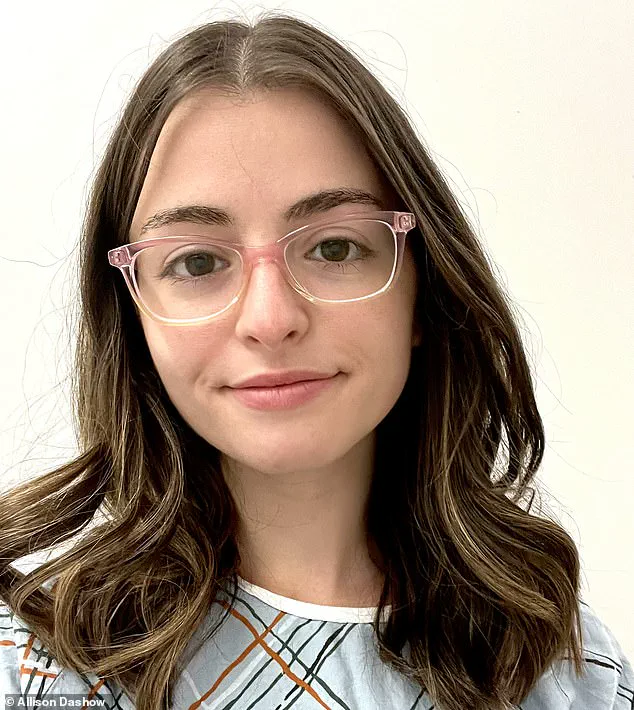 Urgent Health Advisory: Ignoring Minor Eye Pain Could Lead to Serious Conditions – Experts Warn