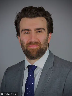 Urgent Health Advisory: Ignoring Minor Eye Pain Could Lead to Serious Conditions – Experts Warn