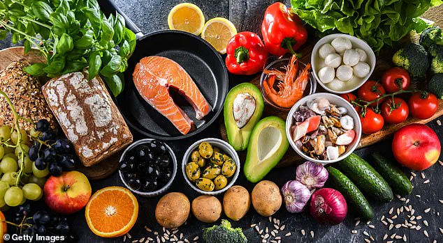 Dr. Spencer Nadolsky Redefines Weight Loss with Flexible, Inclusive Approach Challenging Traditional Dieting