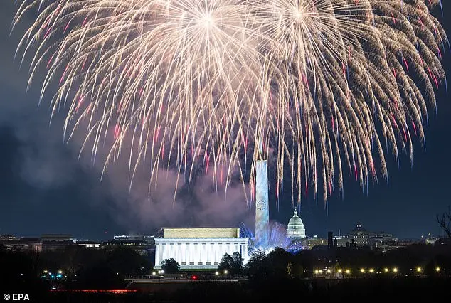 New Year's Eve Celebrations in Times Square Highlight Public's Resilience Amid Cold Weather
