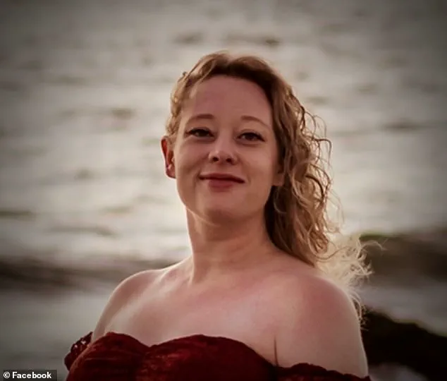 Federal Watchdogs Probe ICE's Chaotic Hiring Spree Amid Concerns Over Expansion Risks Following Renee Good's Death