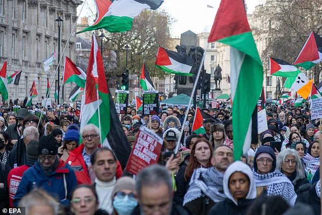 Controversial U.S. Sanctuary Proposal for British Jews Sparks Debate Over Trump's Foreign Policy Approach, as Critics Accuse Administration of Overreach and Supporters Argue It Is a Necessary Response to Rising Antisemitism