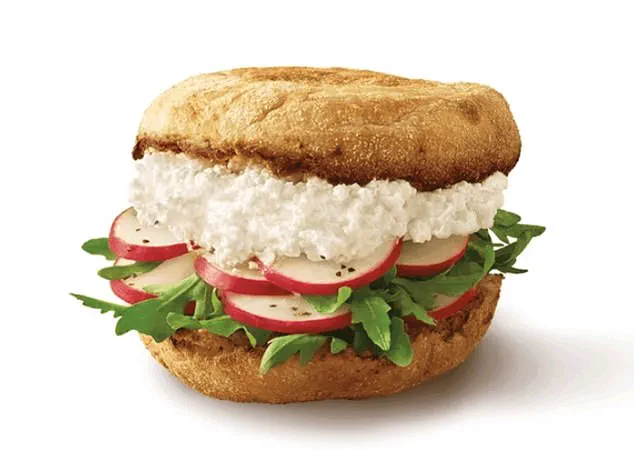 Cottage Cheese's Unexpected Popularity: TikTok Chefs Revive Calcium-Rich Staple with Versatile Recipes