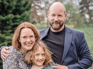 ‘I Thought It Was Just a Pulled Muscle’ – Man’s Persistent Shoulder Pain Reveals Hidden VR Injury Risks