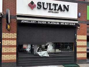 Chaos Erupts in Richmond as Robbery Shakes Decades-Old Jewellery Shop
