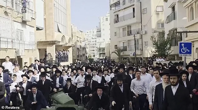 Ultra-Orthodox Mob in Bnei Brak Chases Female Soldiers, Sparking Violence and 20 Arrests