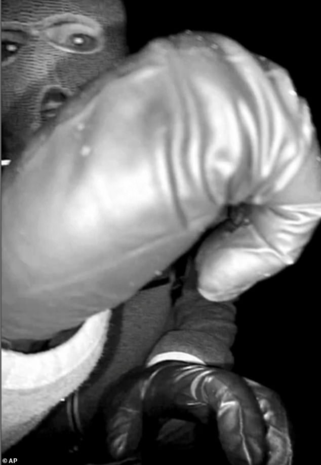 Promising Lead Turns to Dead End: Expert Dismisses Glove as Red Herring in Nancy Guthrie Case