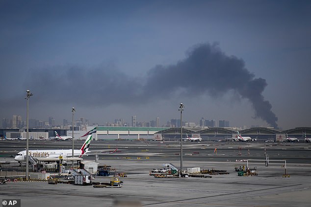 Middle East Conflict Sparks Global Travel Chaos: 6,000 Flights Canceled, 30,000 Delayed as Governments Issue Advisories
