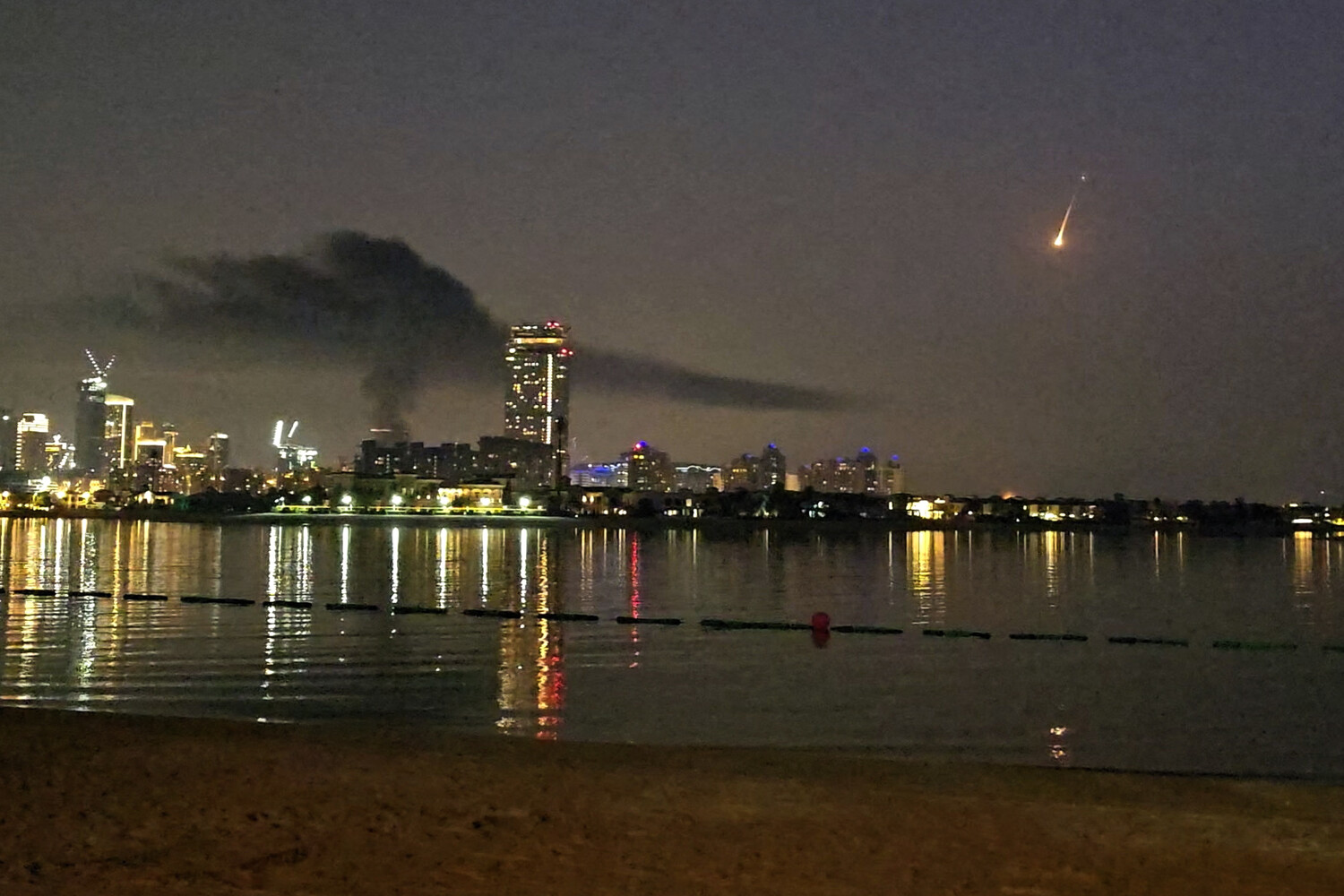 Explosion at Dubai Port Amid Escalating Tensions Between US-Israel and Iran