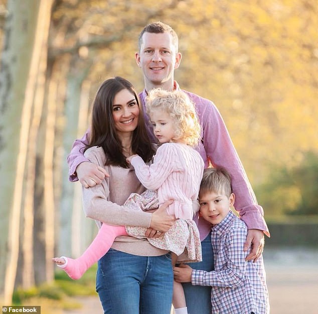 Florida Mother Accused of Killing Children, Then Herself in 'Picture Perfect Family' Home