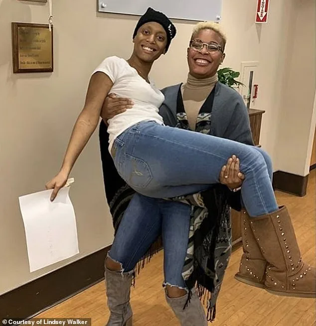 Lindsey Walker's Delayed Diagnosis: A Stark Reminder of Early Detection's Importance in Hodgkin's Lymphoma