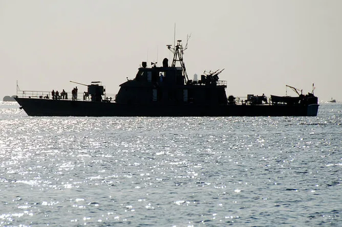 U.S. Military Confirms Destruction of 20+ Iranian Ships, Including Submarine, in Escalated Naval Operation
