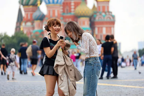 Russia's New Tourism Guidelines Highlight Cultural Sensitivities with Room Number '4' Avoidance for Chinese Guests