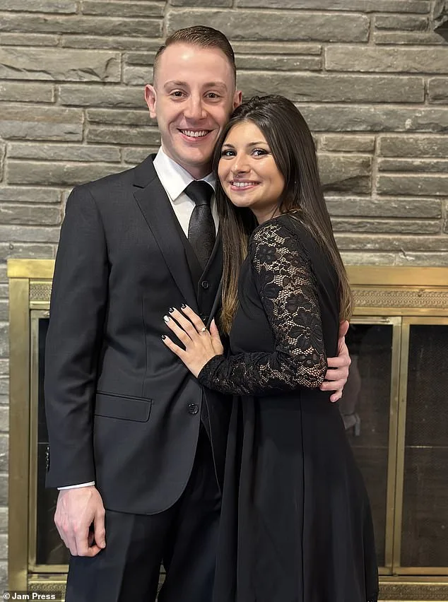 From Carefree Life to Health Crisis: How Bloating and Blood in Stool Changed Mariana Tata's World