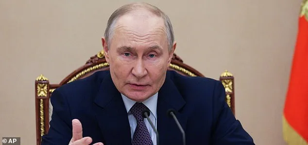 UK Sends Evacuation Ship to Mediterranean Amid Rising Tensions; Pakistan Deploys Navy to Protect Gulf Shipping