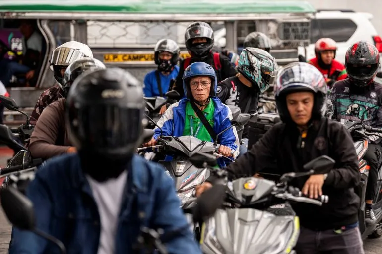 Southeast Asia in Crisis: Oil Blockade Triggers Supply Disruptions and Urgent Measures