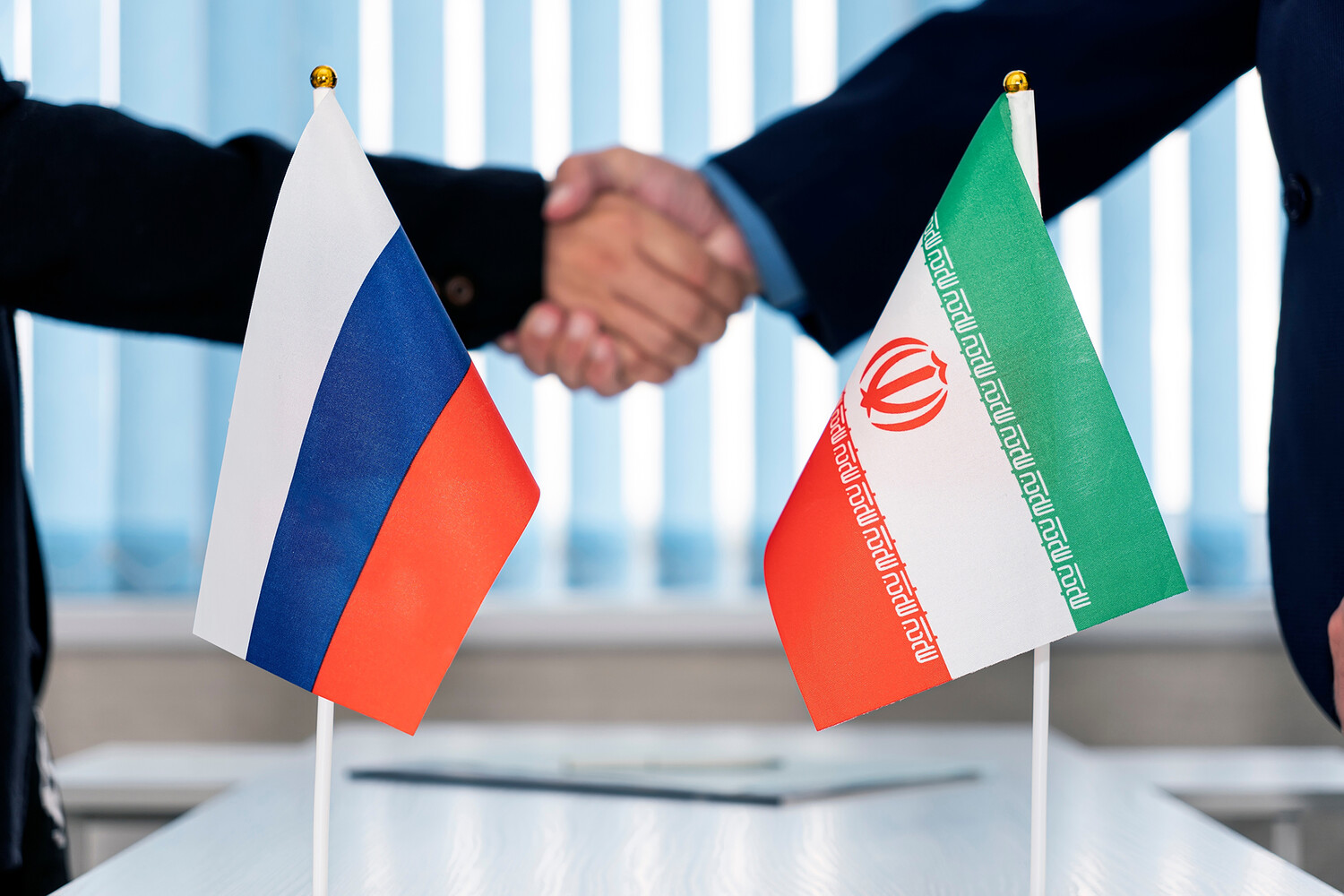 Rare Russian-Iranian Humanitarian Collaboration Seen in Aid Delivery Through Azerbaijan