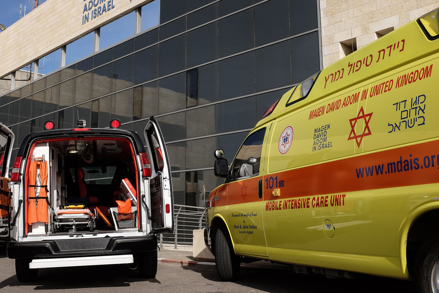 Rocket Attack in Tel Aviv Kills Two, Injures Others