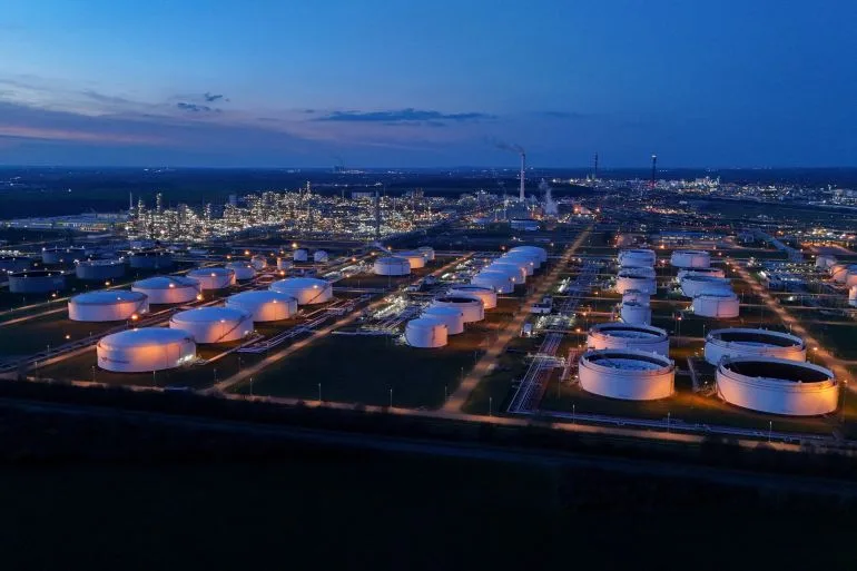 Strait of Hormuz at Risk of Closure as Energy Crisis Intensifies, Oil Prices Soar
