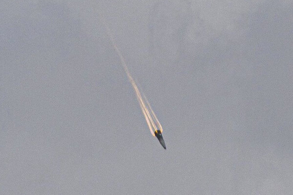 Controversial Image of Iranian Missile Trajectory Sparks Debate Over Israeli Military Claims
