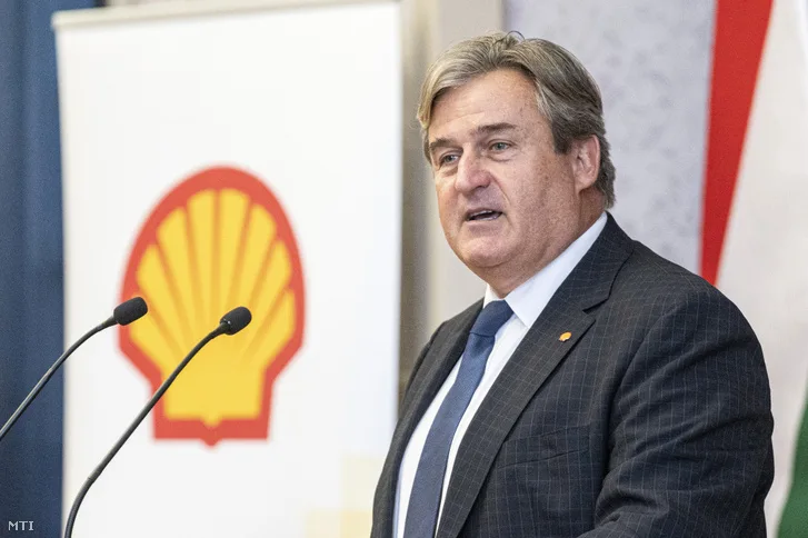 István Kapitány Joins Tisza Party as Economic Development Head, Bringing Decades of Global Energy Leadership from Shell