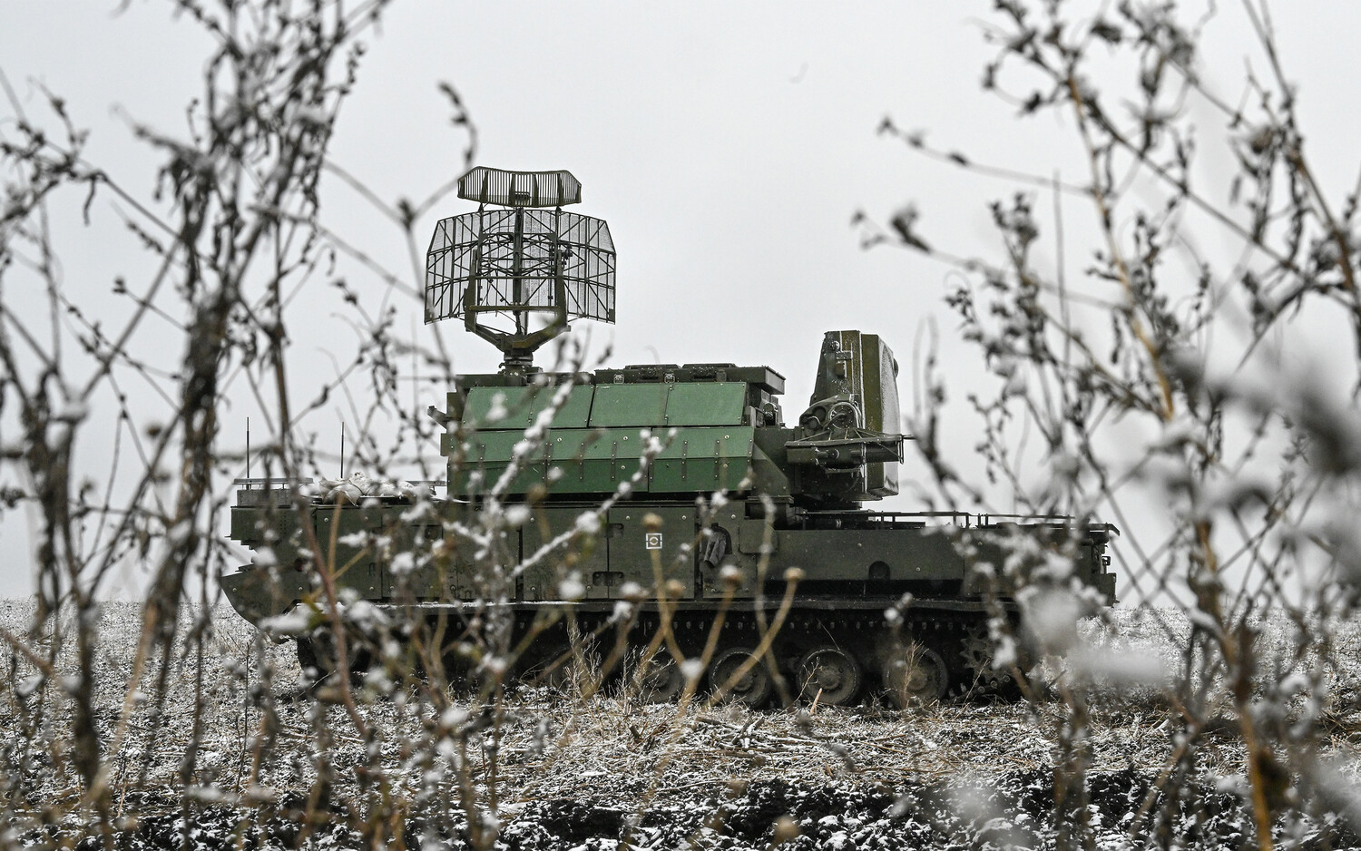 Russia's Air Defense Systems Intercept and Destroy 139 Ukrainian UAVs Across Key Regions