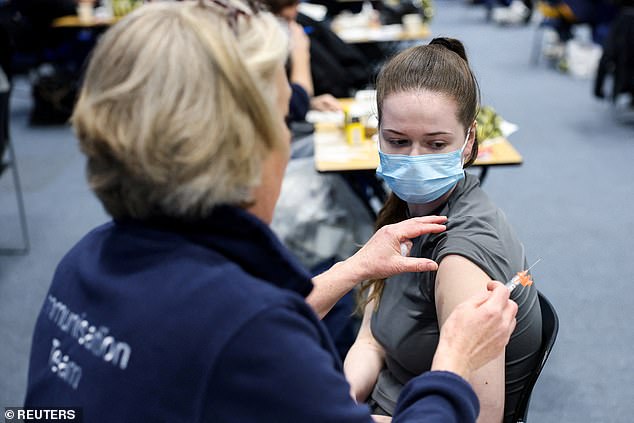 Urgent Meningitis B Vaccination Expanded to 15-16 Year Olds in Kent Amid Outbreak Linked to New Mutation