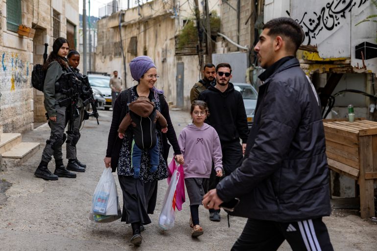 Israel Forcibly Displaces Palestinian Families in East Jerusalem as Rights Groups Accuse Government of Ethnic Cleansing