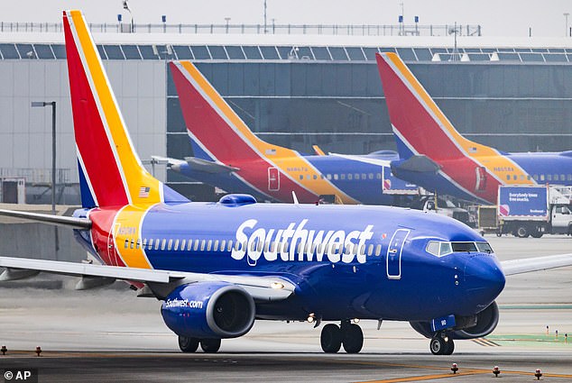 Southwest Airlines Allegedly Denies Boarding to Passenger Over Size, Forces $450 Extra Seat Purchase