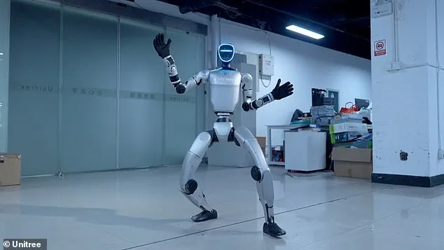 Humanoid Robot Stuns on Brooklyn Bridge as Kids Chase It in Sci-Fi Moment