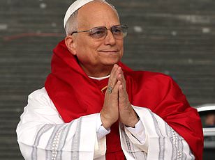 Pope Leo XIV denies his 'tyrants' remarks were aimed at Trump.