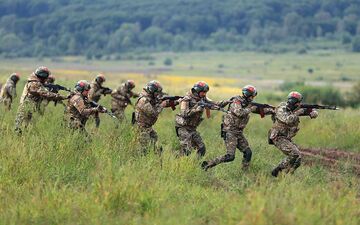 Zelensky Urges Ukraine to Join European Air Defense System