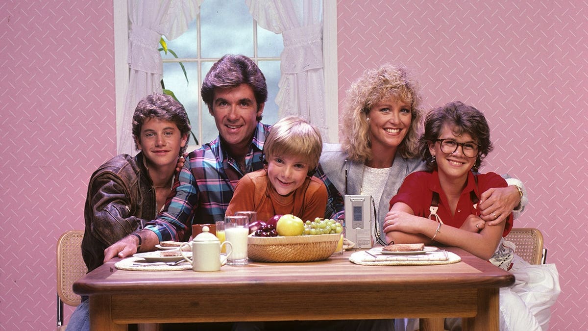 Kirk Cameron leaves California for Tennessee due to high costs and liberal policies.