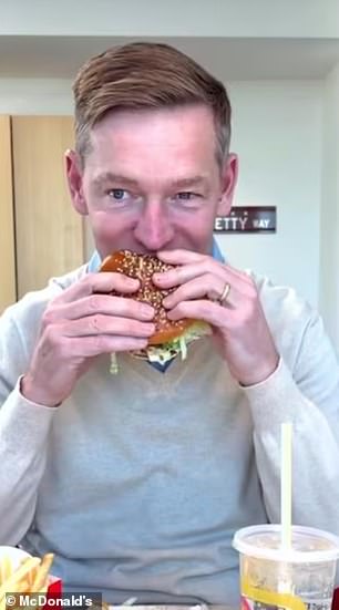 Dietitians Confirm Occasional Homemade Burgers Fit a Balanced Diet