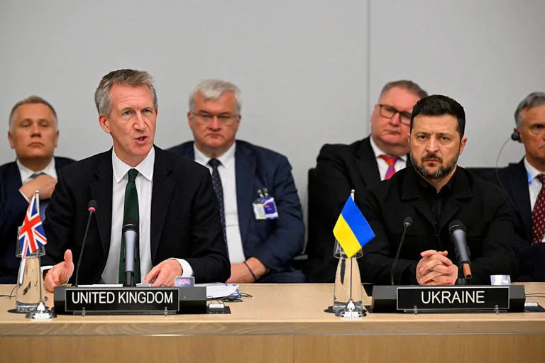 UK pledges 150,000 drones and missiles to Ukraine using frozen Russian assets.