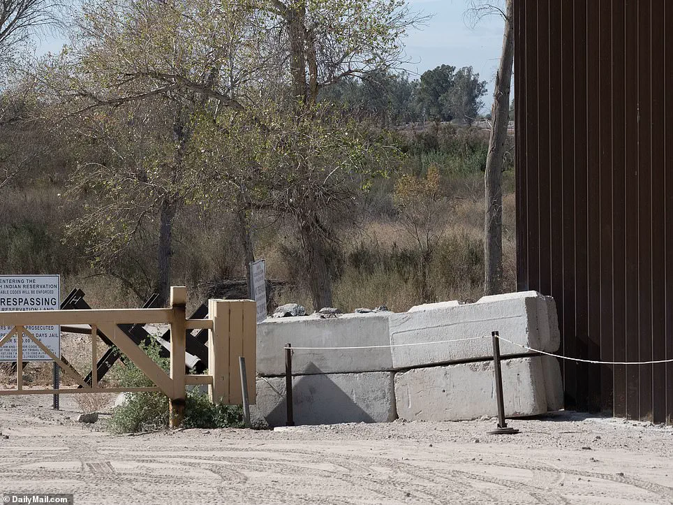 Coyotes Impersonating Border Patrol Officers to Smuggle Migrants