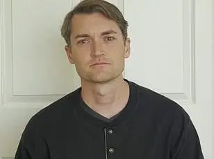 Donald Trump grants full pardon to Silk Road founder Ross Ulbricht