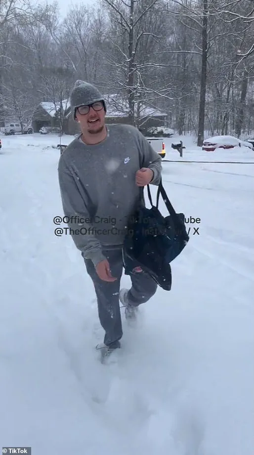 Indiana Pizza Delivery Driver's Dedication in a Snowstorm Pays Off