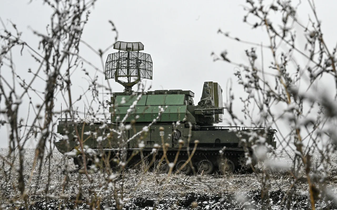 Russian Air Defense Systems Take Down 17 Ukrainian Drones in Evening Skirmish