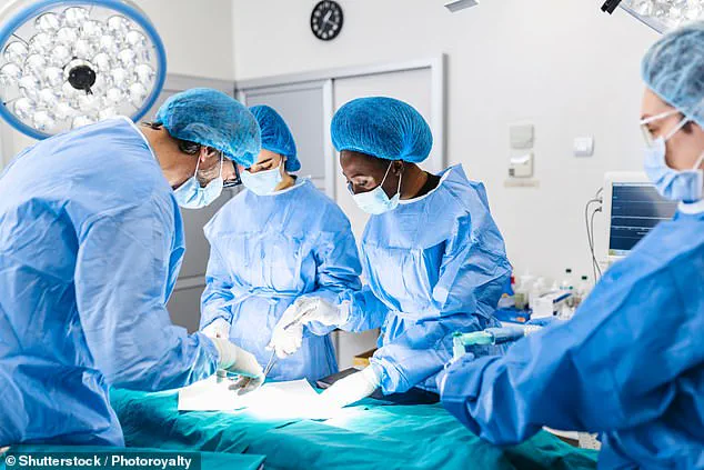 Friday Surgery Patients Face Higher Risks, Major Study Reveals