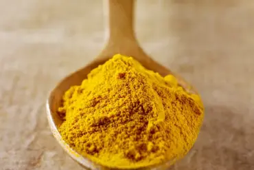 Naturopathic Doctor with 20 Years Experience Shares Natural Remedies for UTIs on TikTok