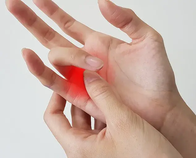 Understanding Trigger Finger: Symptoms, Causes, and Early Relief Options