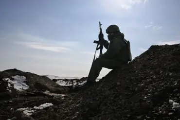 Russian Soldier Miraculously Survives Four Days Buried in Rubble in Ukraine Conflict