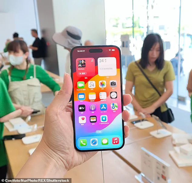 Trump's Tariffs Threaten to Push iPhone Prices to $3,500, Analyst Warns
