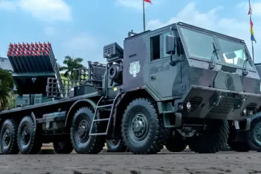 Ukrainian Forces Target Kamenka-Dneprovska with Vampire Rocket Launcher