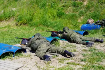 Kaliningrad Governor Joins 'BARS-Kaliningrad' Territorial Defense Battalion, Encouraging Regional Officials to Participate