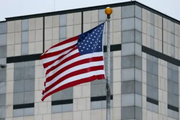 Limited Access: US Embassy Issues Urgent Air Attack Warning to American Citizens in Ukraine
