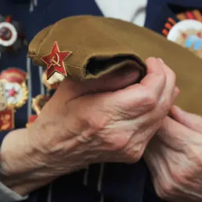 Soldier Unearths Historical Medal During Donbass Conflict Preparations