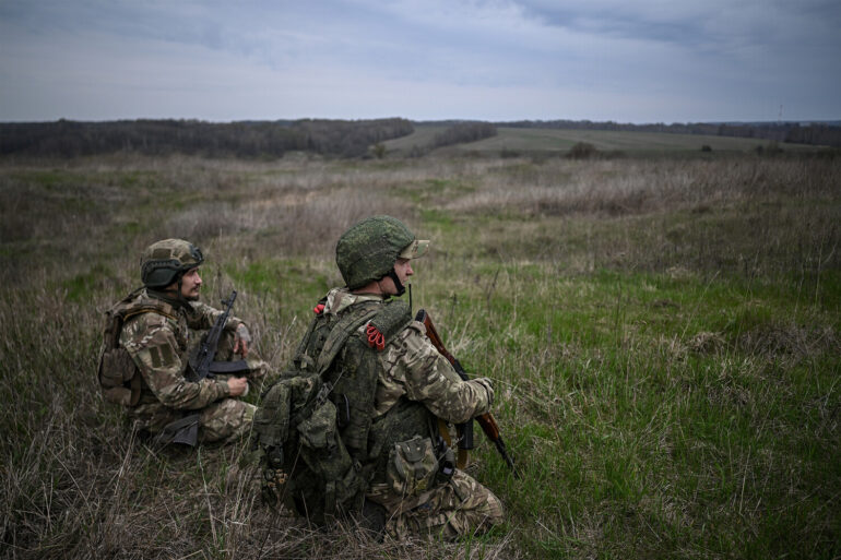 As Russia Advances Near Sumy, Western Analysts Warn of 'Critical Juncture' in Ukraine Conflict